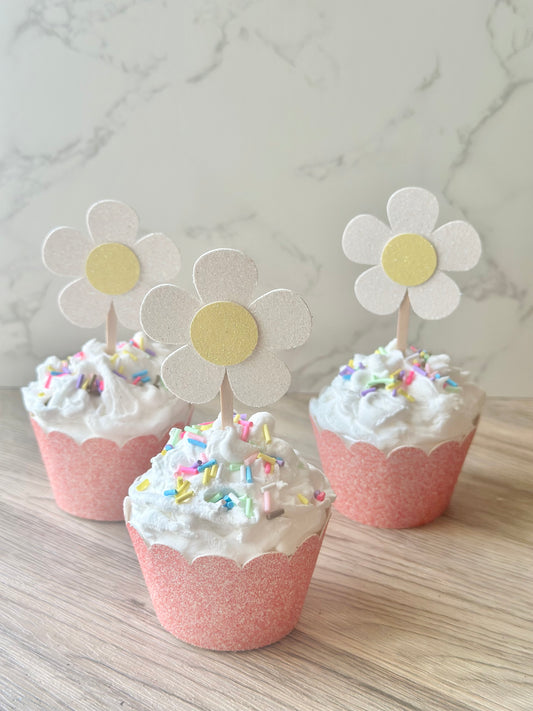 Daisy Cupcake Toppers - Set of 12