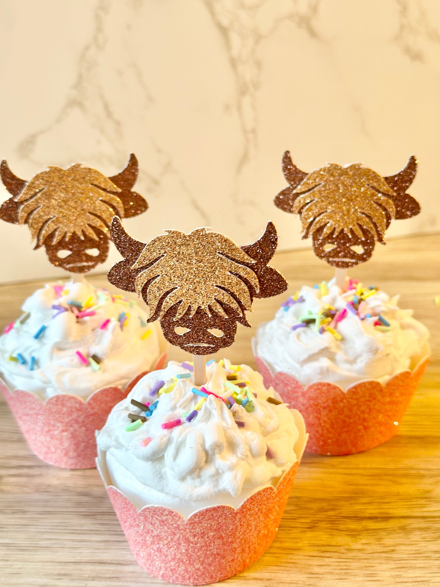 Highland Cow Cupcake Toppers - 12ct