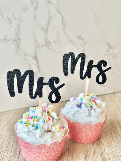 Glitter Mrs Cupcake Toppers